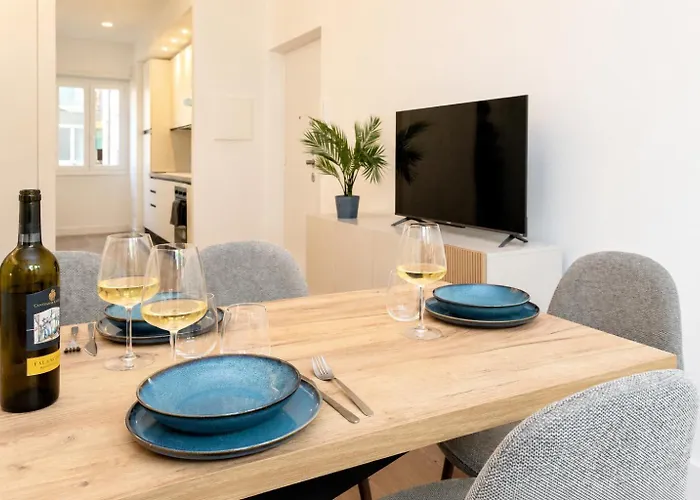 Penthouse Meda 169 -modern Near Tiburtina By Rhr דירה רומא